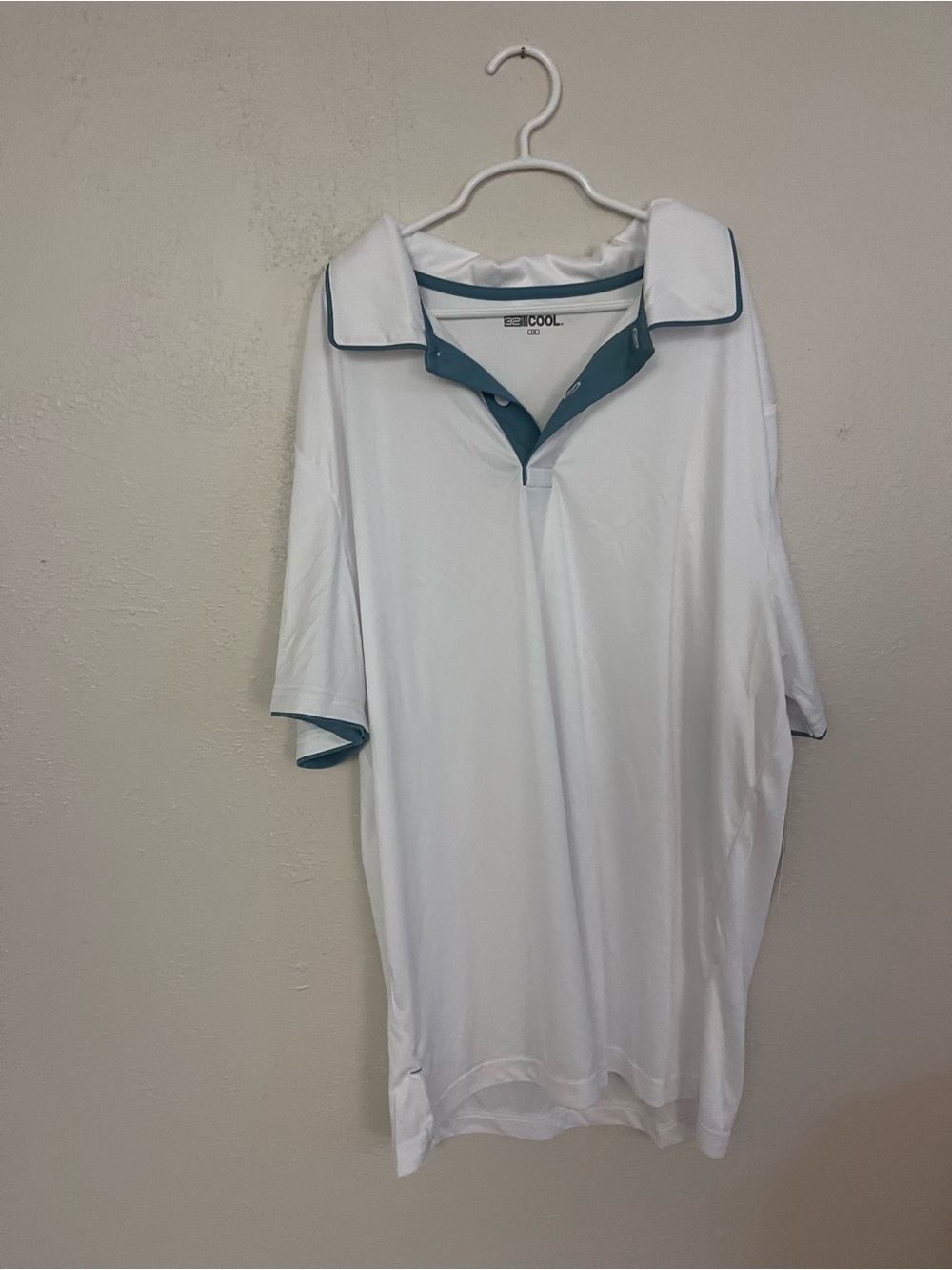32 Degrees Cool white polo shirt with blue collar trim size large NWT